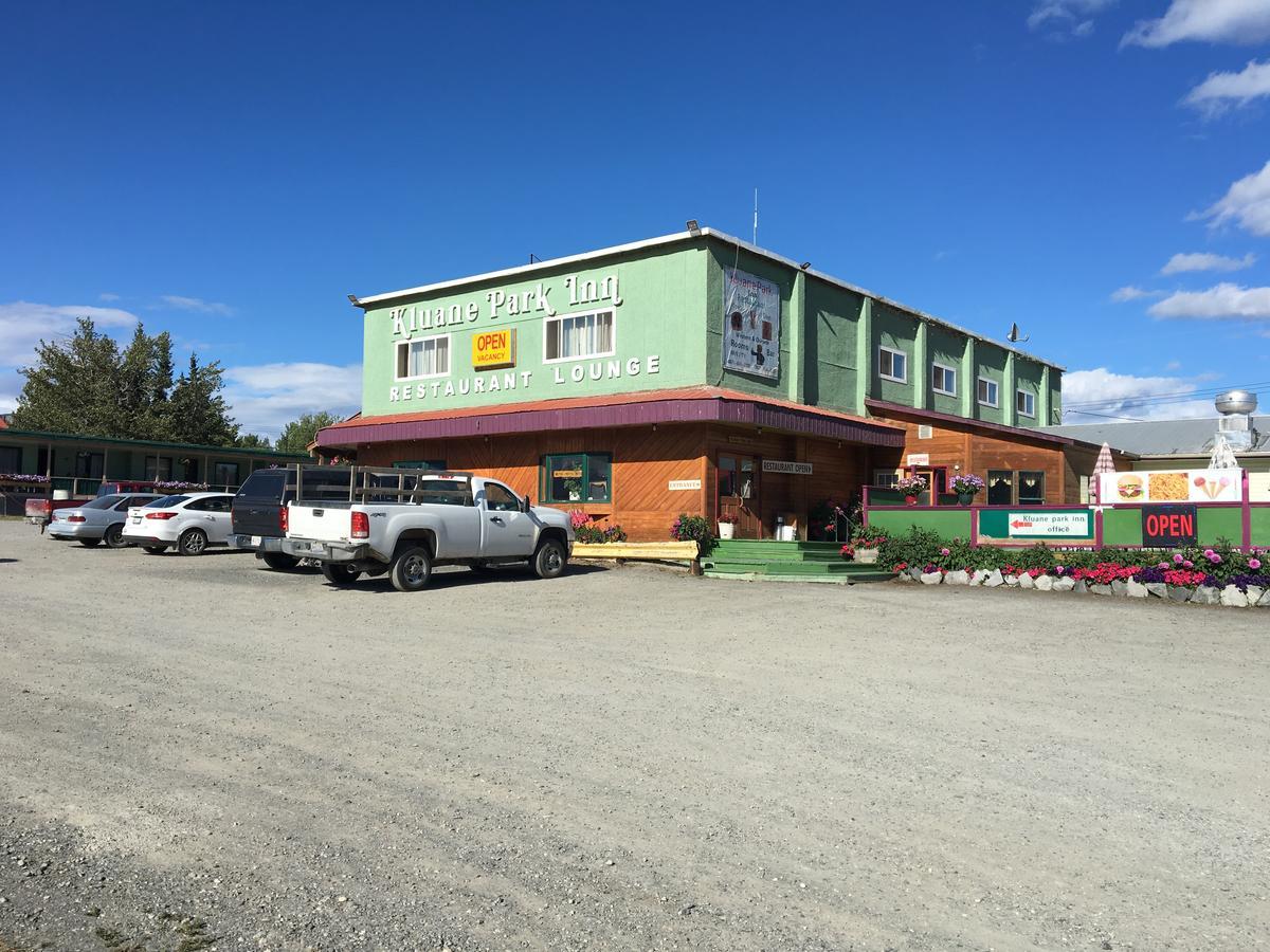 Kluane Park Inn เฮนส์จังก์ชัน ภายนอก รูปภาพ