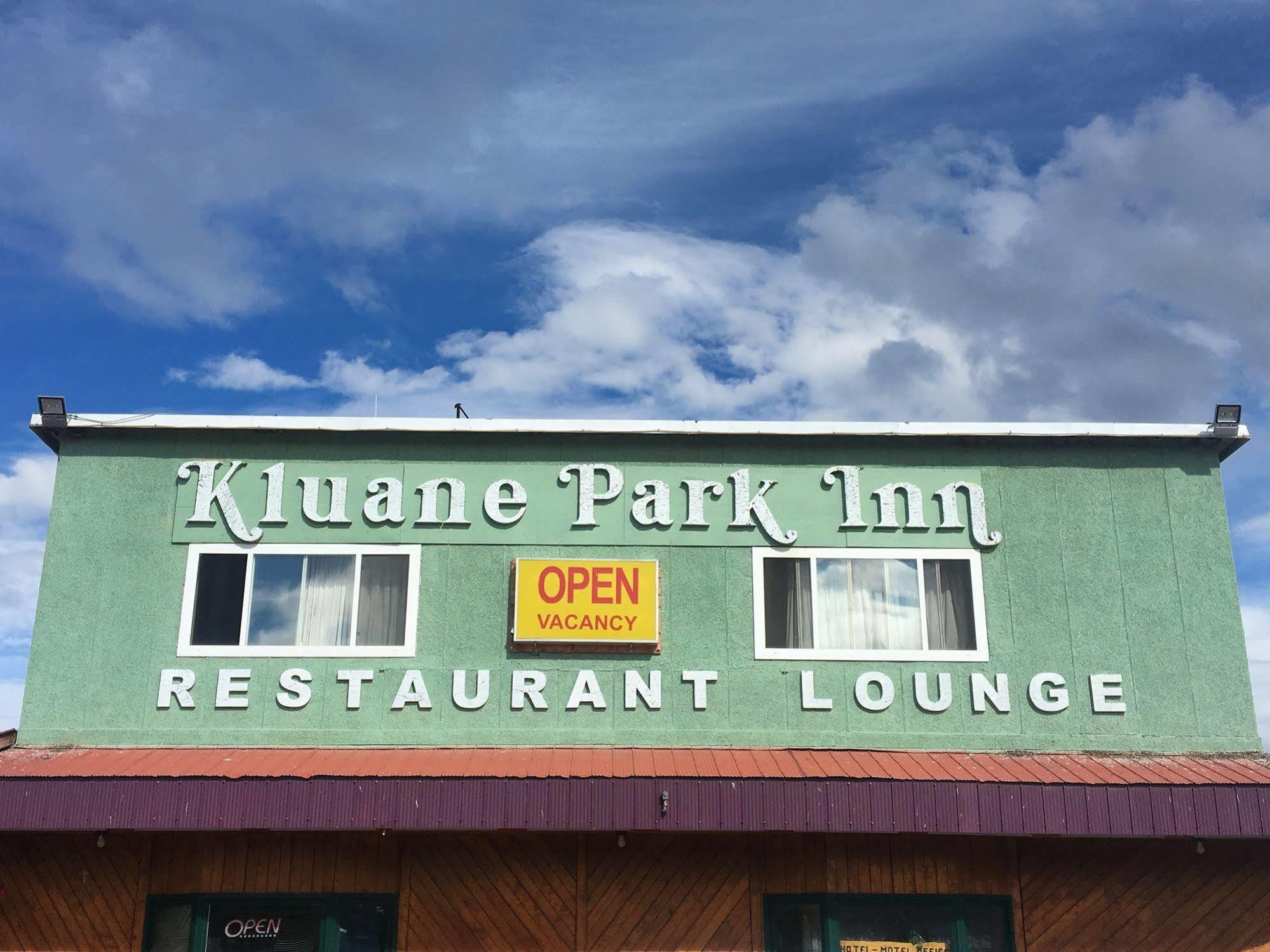 Kluane Park Inn เฮนส์จังก์ชัน ภายนอก รูปภาพ